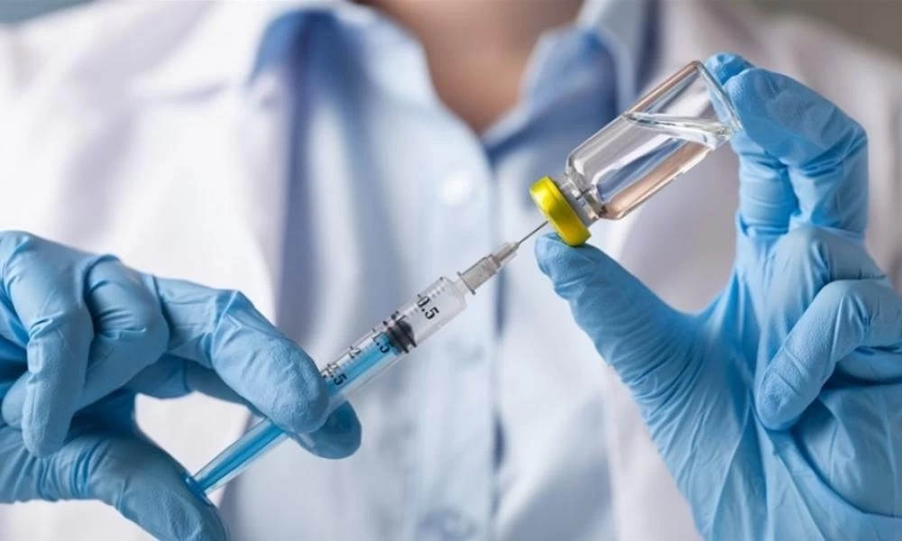 ΕΚΠΑ για εμβόλια: Δεν προκαλούν μεταλλάξεις των ανθρωπίνων γονιδίων